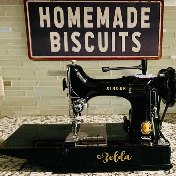 Meet your Posher, Joy - Picture 4 of 4